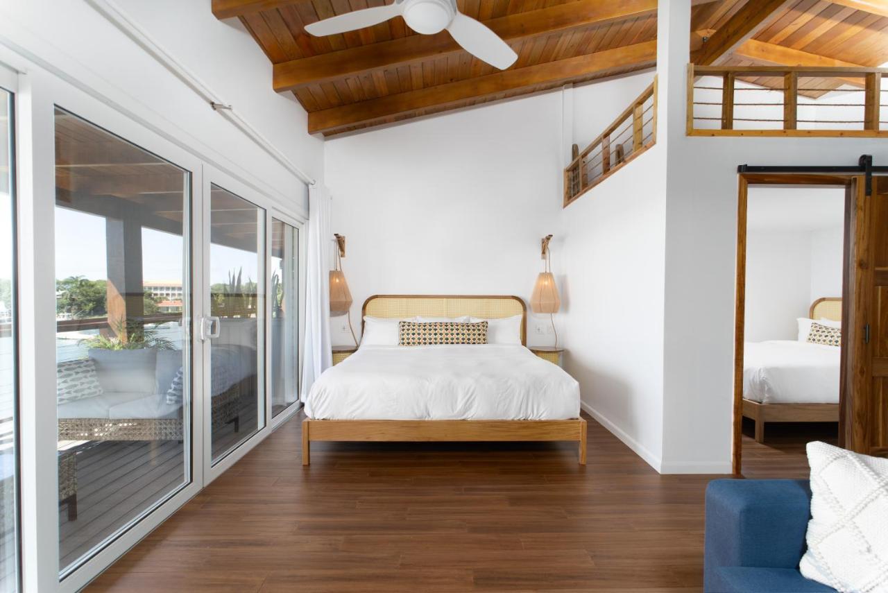 The Beach House Boutique Hotel West End Extérieur photo