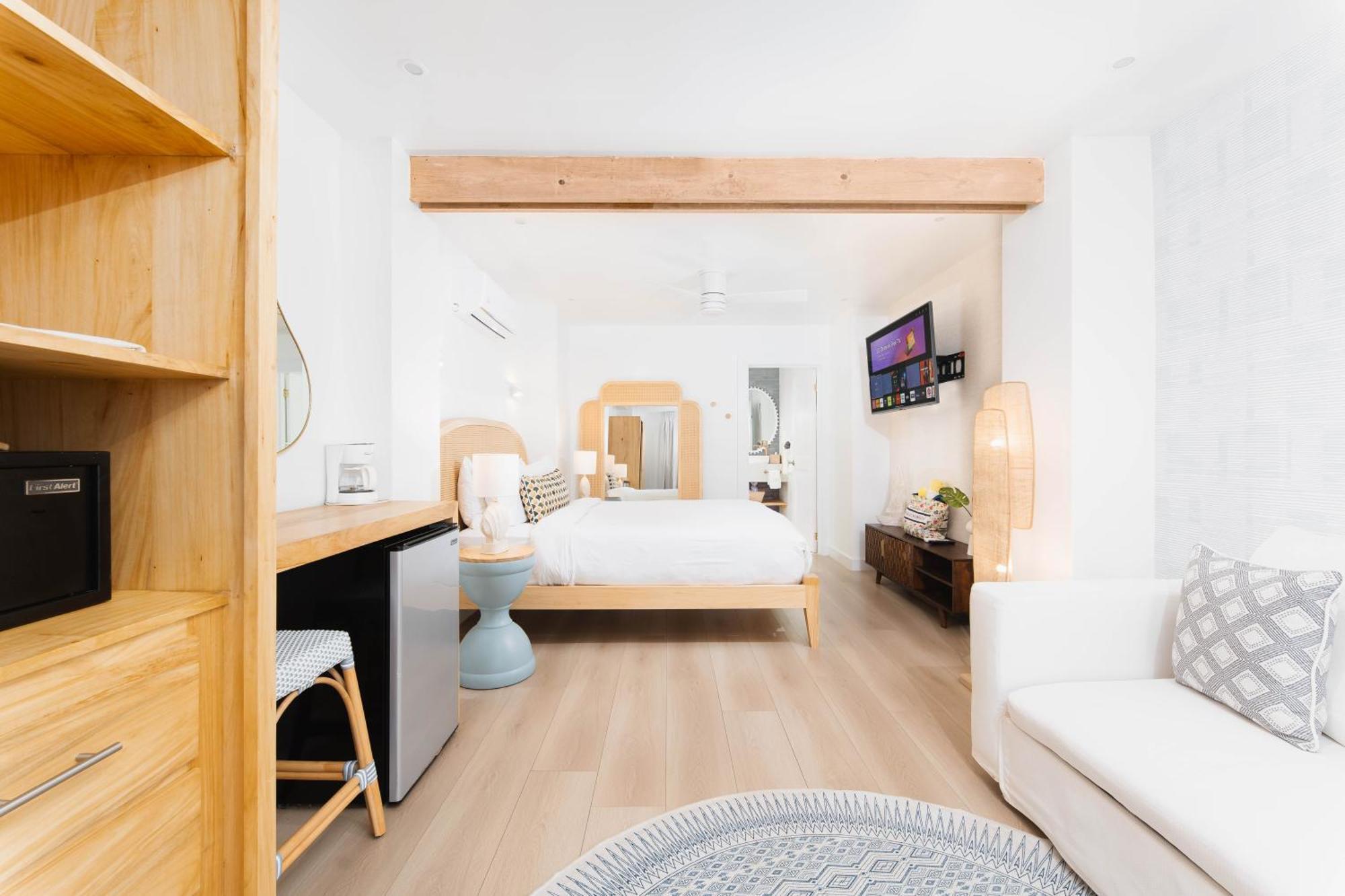 The Beach House Boutique Hotel West End Extérieur photo