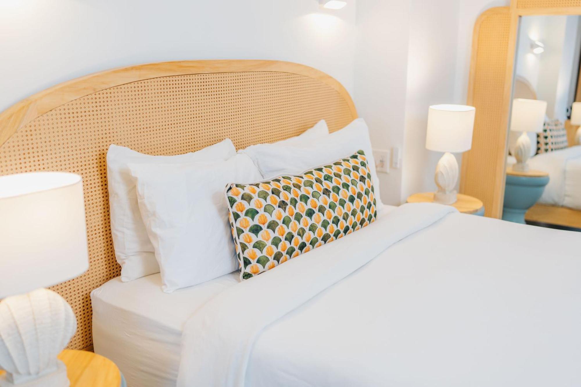 The Beach House Boutique Hotel West End Extérieur photo