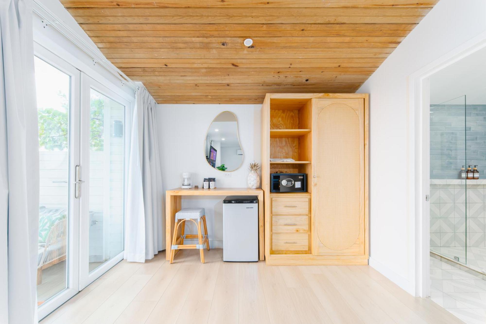 The Beach House Boutique Hotel West End Extérieur photo