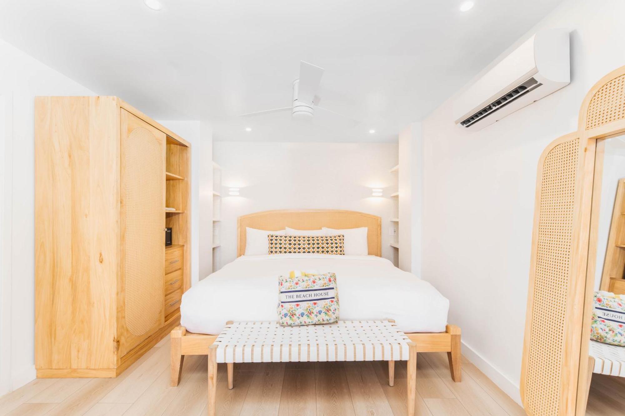 The Beach House Boutique Hotel West End Extérieur photo