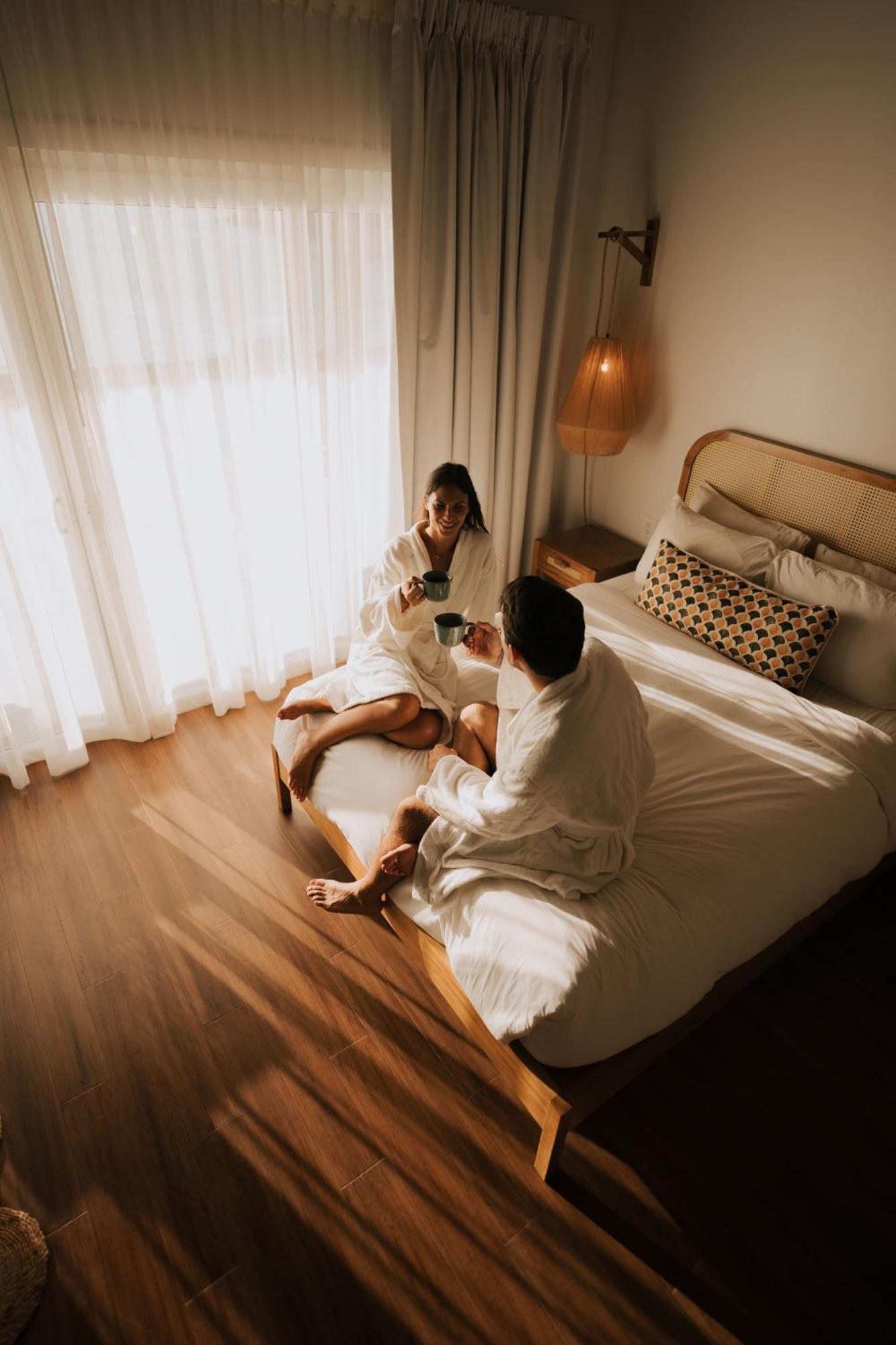 The Beach House Boutique Hotel West End Extérieur photo
