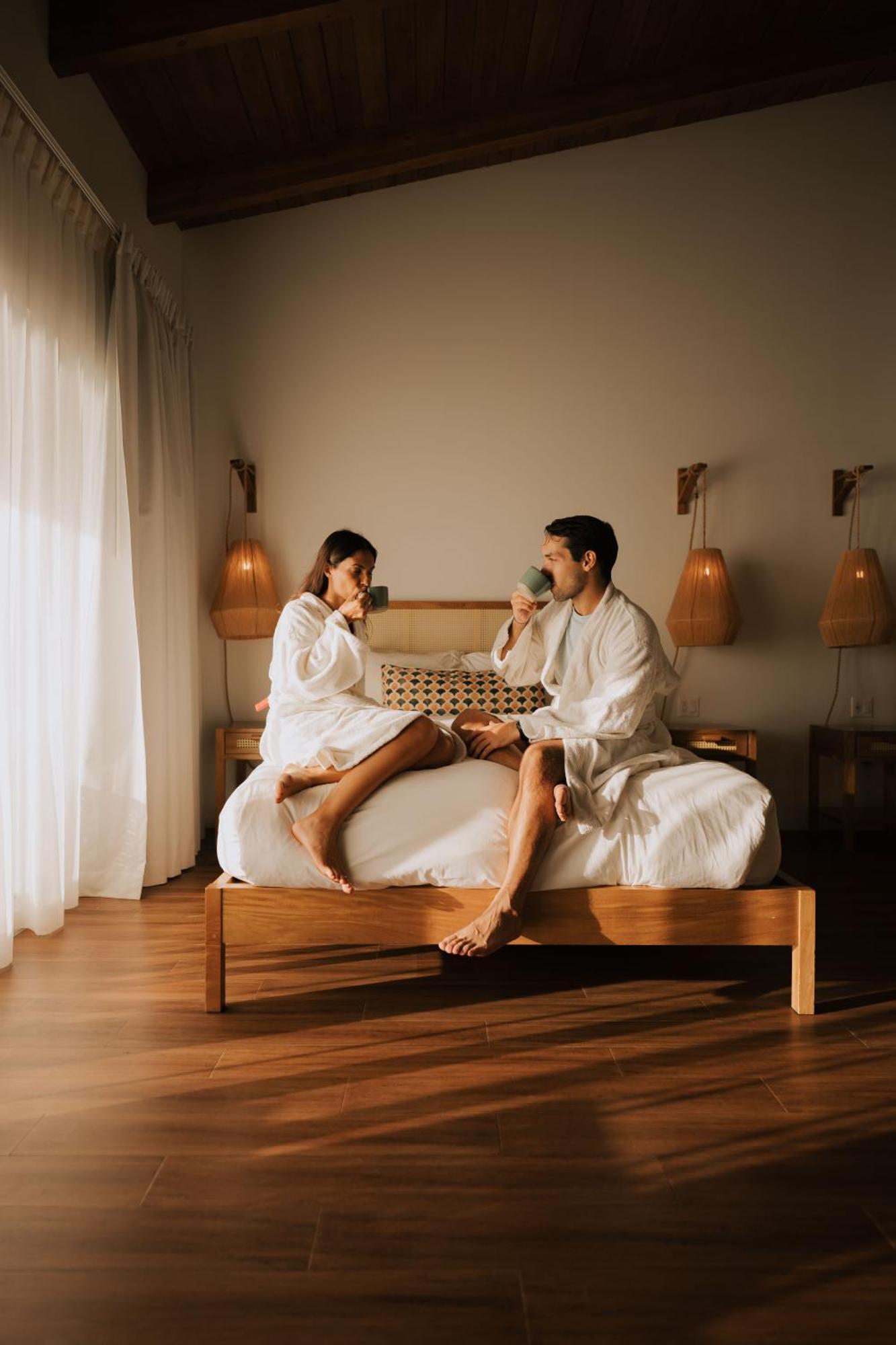 The Beach House Boutique Hotel West End Extérieur photo