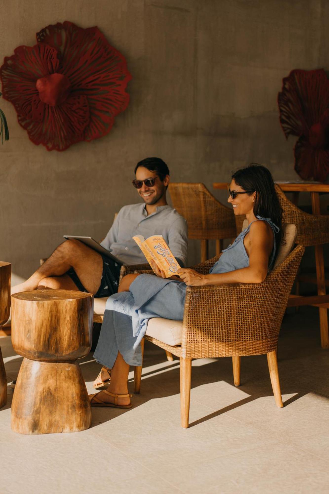 The Beach House Boutique Hotel West End Extérieur photo